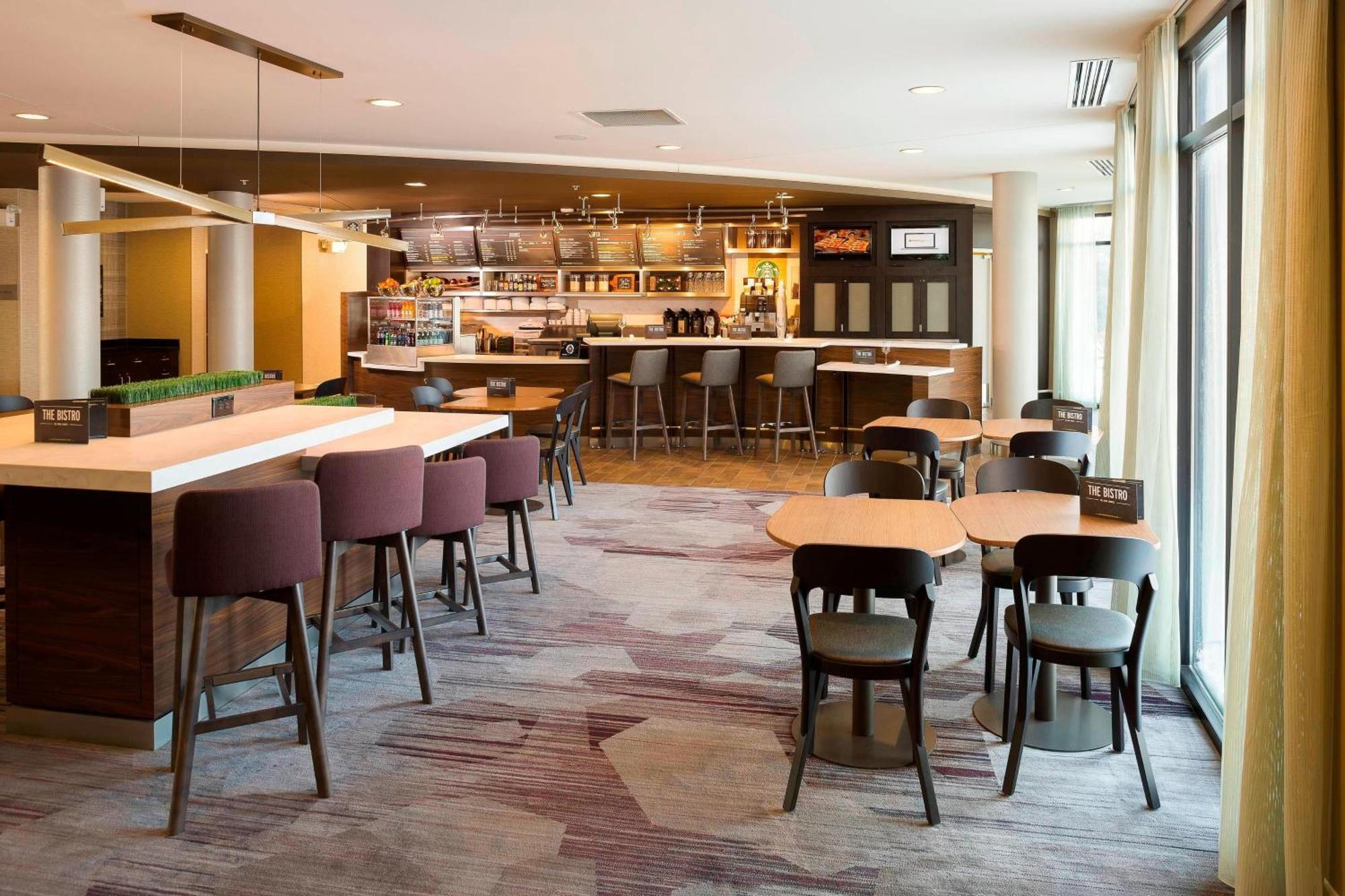 Courtyard By Marriott Sioux Falls Exterior photo